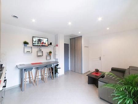 Appartement Oasis Proche De Lyon Groupama Lcdl Meyzieu Exteriör bild