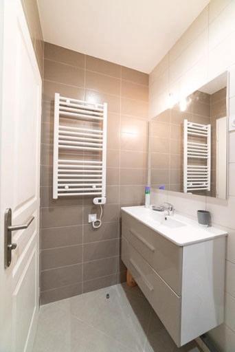 Appartement Oasis Proche De Lyon Groupama Lcdl Meyzieu Exteriör bild